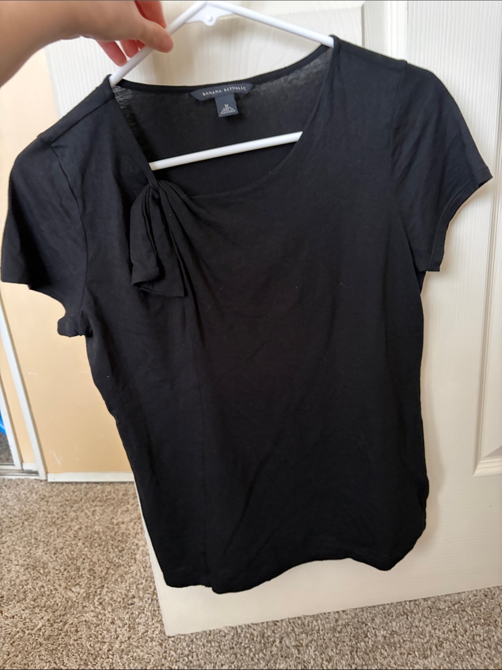 Banana Republic Black Short Sleeve Tie-Shoulder Tee